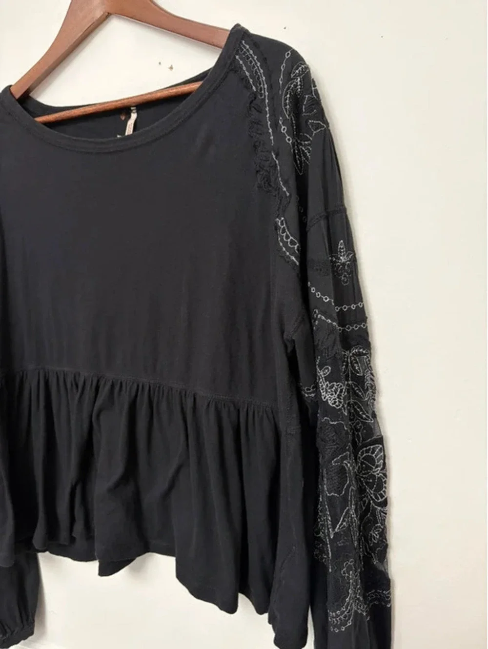 Free People Penny Tee Black Embroidered Mesh Sleeve Babydoll Top Size M